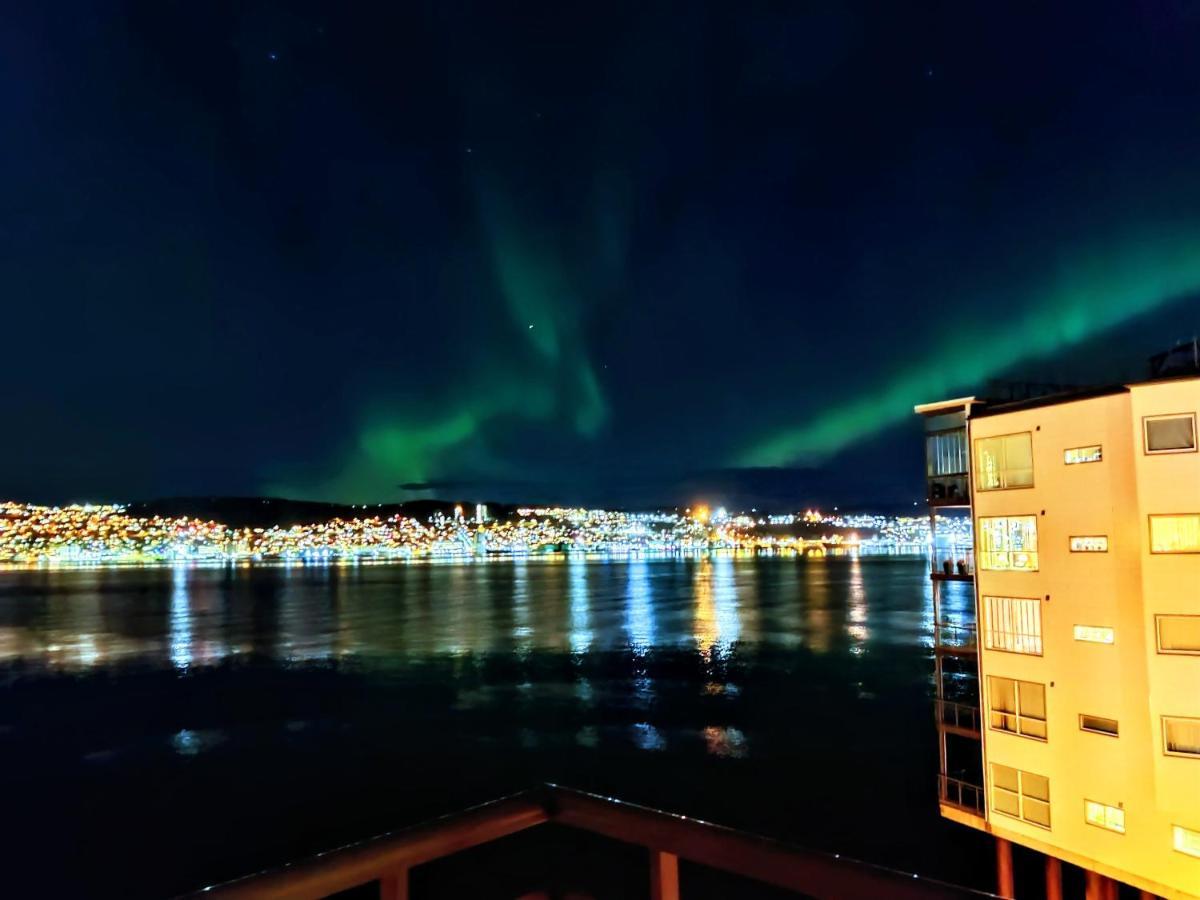 Top Floor Apartment With A Magic View Tromso Luaran gambar